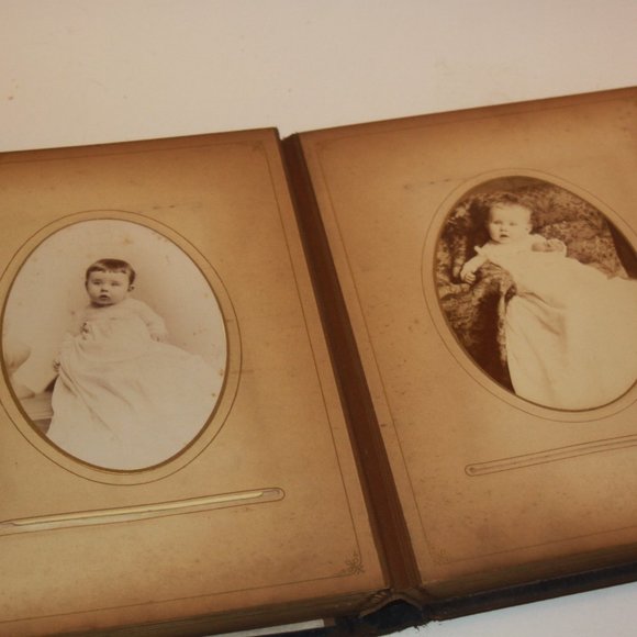 1800s Antique Victorian Velvet Photo Album 30 Cabinet Cards & 16 Photos - Picture 6 of 9